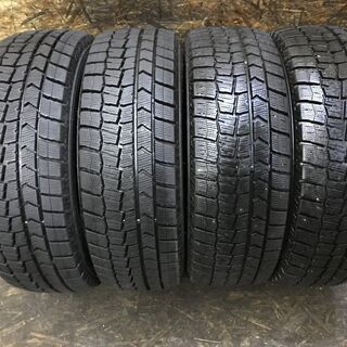 DUNLOP WINTER MAXX WM02 195/65R15 15インチ スタッドレス 4本 2018～19年製 バリ溝 セレナ ヴォクシー ノア等　(TE506) クレジットカード QR決済可能