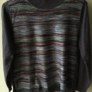 変わり糸で編んだセーター