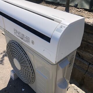 ◇日立 ルームエアコン 6畳程度 ステンレスクリーン白くまくん RAS