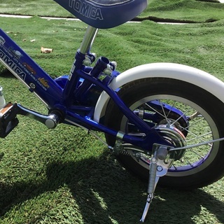 美品⭐︎トミカ 12インチ 家の中でいつも保管 自転車