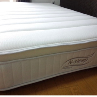 ニトリ　【セミダブル　ベッドフレーム　マットレス】