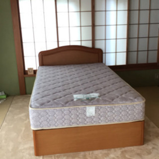 美品】セミダブルのフランスベッド institutoloscher.net