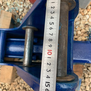 値下げしました.2トン〜3.5トンユンボブレーカー