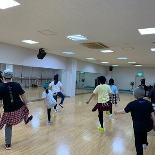 🌷4月のさぷらいず🌷　ZUMBA  REEJAM