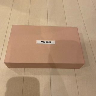 miumiu ミュウミュウ 長財布