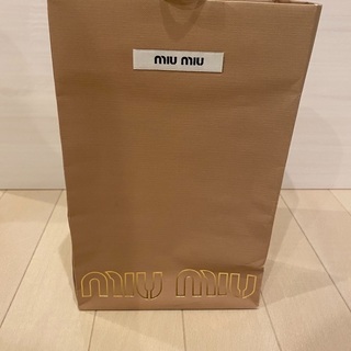 miumiu ミュウミュウ 長財布