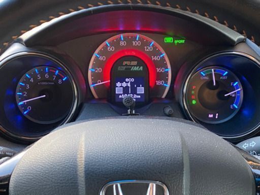 車好き必見 フィットハイブリッドrs 最終型 希少なスポーツグレード夏冬タイヤ付き Frontieer 手稲のフィットの中古車 ジモティー