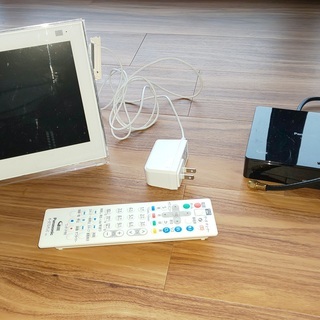 液晶テレビ (10V型)