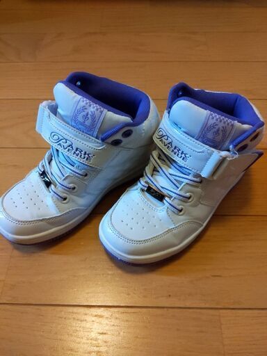 女の子cm ハイカットスニーカー まめまめこめこめ 北習志野のキッズ用品 子供用シューズ の中古あげます 譲ります ジモティーで不用品の処分