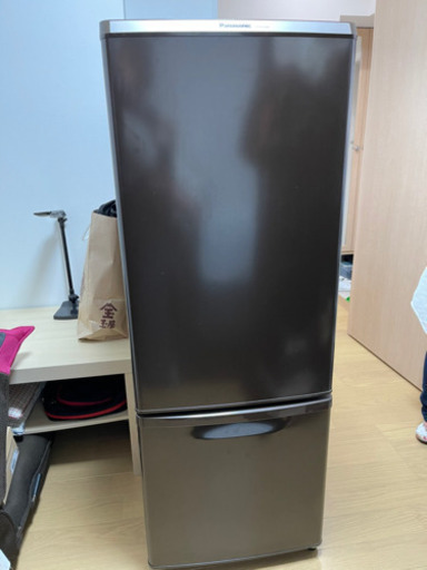 【美品です！市内送料無料!】2014年製Panasonic冷凍冷蔵庫(168L)