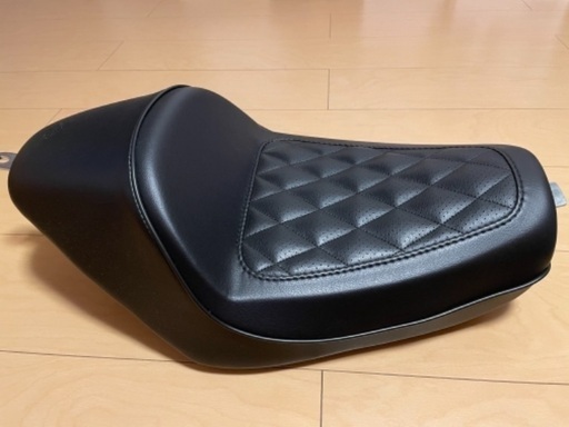 ハーレー　スポーツスター　純正　シート