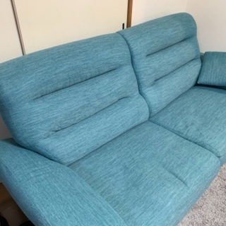 ※4月3日までの受付【再値下げ】元値から50%オフ　3人がけソファー