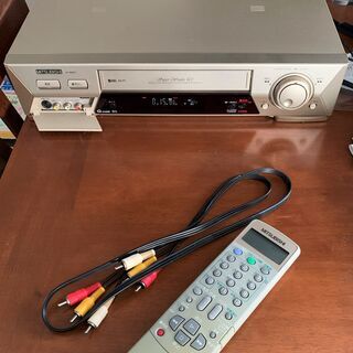 美品　S-VHSビデオデッキ　三菱HV-BS870（純正リモコン有り）