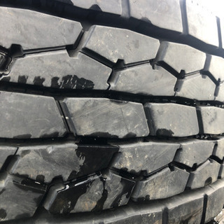 サイズ交換対象外 2391 ブリヂストン 275/80R22.5 再生 2本セット