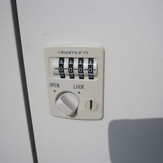 6人用ダイヤル錠ロッカー オカムラ製F5R31Y Z13