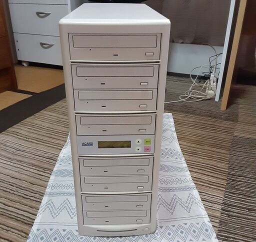 決まりました　CD/DVDデュプリケーター　１：７　ACARD製　完動品