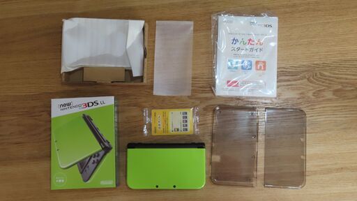 3DS LL グリーン 中古ですがかなりの美品！