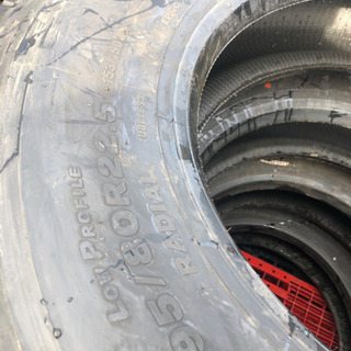 295/80R22.5 BS夏2本セットほぼ新品❣️sanders 大人気ミリタリー 