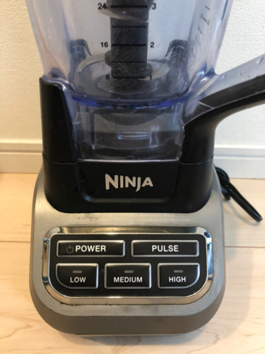 NINJA BL610 ブレンダー　ミキサー　ジューサー