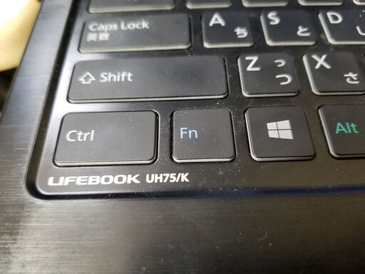 Fujitsu　Lifebook UH75/K Win10/LibreOffice付き
