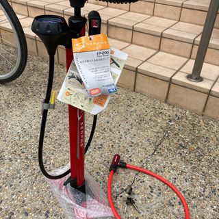 🌸🌸🌈受け渡し決まりました🎶🌈🌸🌸（クロスバイク&空気入れ＆鍵