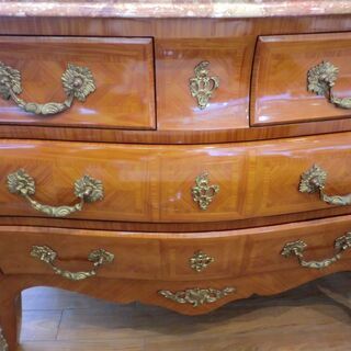 【中古品】イタリア家具、ロココ調、猫脚系　サイドボード　