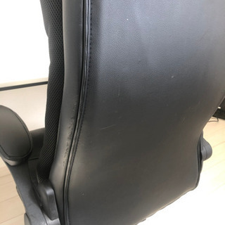 IKEAのデスクとニトリのオフィスチェア - 家具