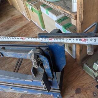 建築板金　折曲機　折り曲げ機