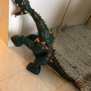 恐竜　スパイク　コントローラー付き　大型ラジコン