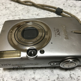 デジタルカメラ　canon IXY700