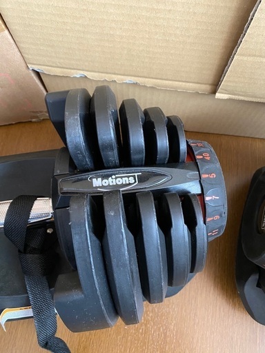 Motion可変式ダンベル二個
