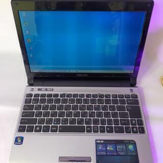 Asusノートパソコン　軽小型　携帯便利