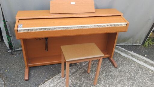 【お値下げ致しました】CASIO　電子ピアノ　CDP-35 ブラウン　売ります。直接引取歓迎！配送可能！