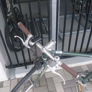 クロスバイク  cyma cavite forest