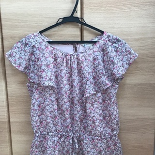 組曲花柄ツーピース なか 香椎のワンピースの中古 古着あげます 譲ります ジモティーで不用品の処分