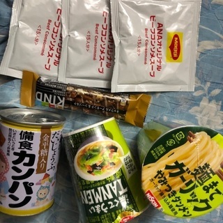【台東区】カップ麺2つ等、食品セット