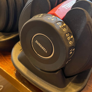 DUMBBELL 可変式ダンベル 6.5キロから24キロ DUMBBELL 貫き 可変式ダンベル 6.5キロから24キロ