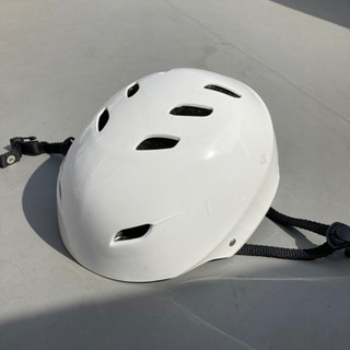 【ネット決済】ヘルメット　白　Lサイズ　(57-59センチ)