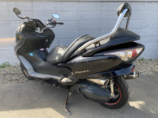 ☆フォルツァ250.MF08型☆シート・ブレーキ・プラグなど新品交換^_^整備したので快調！イロイロとカスタムされてます☆ビッグスクーター☆ ☆フォルツァ250.MF08型☆シート・ブレーキ・プラグなど新品交換^_^整備