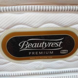 【愛品倶楽部柏店】Simmons（シモンズ） 引き出し付クイーンベッド　ビューティレスト　プレミアム　ニューフィットピロートップ【店舗同時販売中】