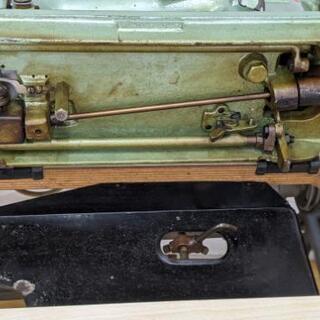 【取引中】STAGER(ステージャー) DZ-S721 工業用ミシン