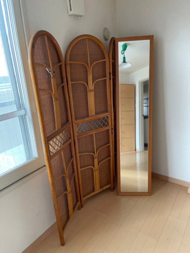 姿見　パーテーション