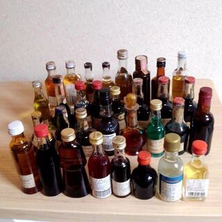 リキュール等ミニボトル古酒 まとめて32本セット 未開栓 AT リキュール等ミニボトル古酒 まとめて32本セット 未開栓 ATの