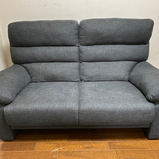 【ネット決済】２人掛けソファー　使用半年、美品