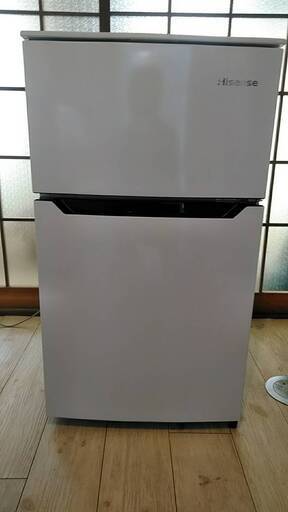 2020年製　Hisenseノンフロン冷凍冷蔵庫 HR-B95A［ホワイト］容積 93L 【配達可】