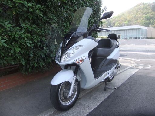 SYM RV125i(FI:インジェクションモデル)実働中古美車　バッテリーフル充電済　オイル交換後渡し　書類有