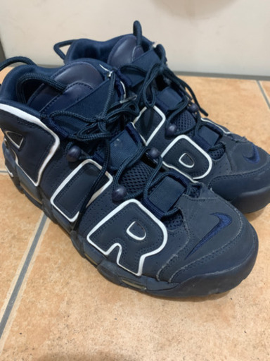 ナイキ　モアテン　NIKE モアアップテンポ
