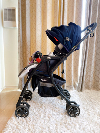 Aprica　アップリカベビーカー　ラクーナ