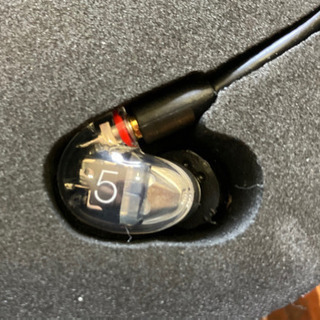 決定しました]SHURE AONIC5 クリア色 ワイヤレスイヤホン