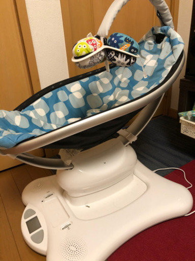 4moms mamaRoo4 フォーマムズ ママルー4 電動バウンサーです